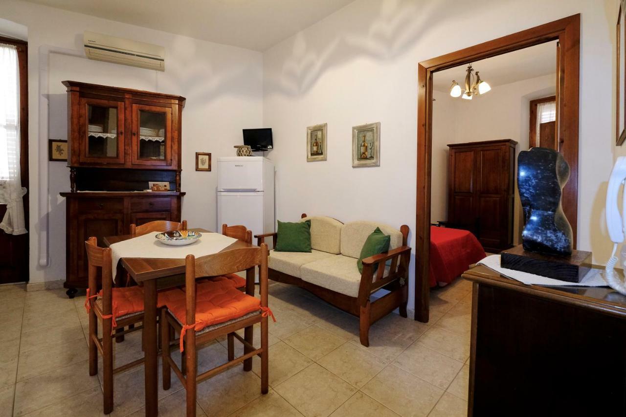 Bed & Breakfast L'Aquilino Iglesias Εξωτερικό φωτογραφία